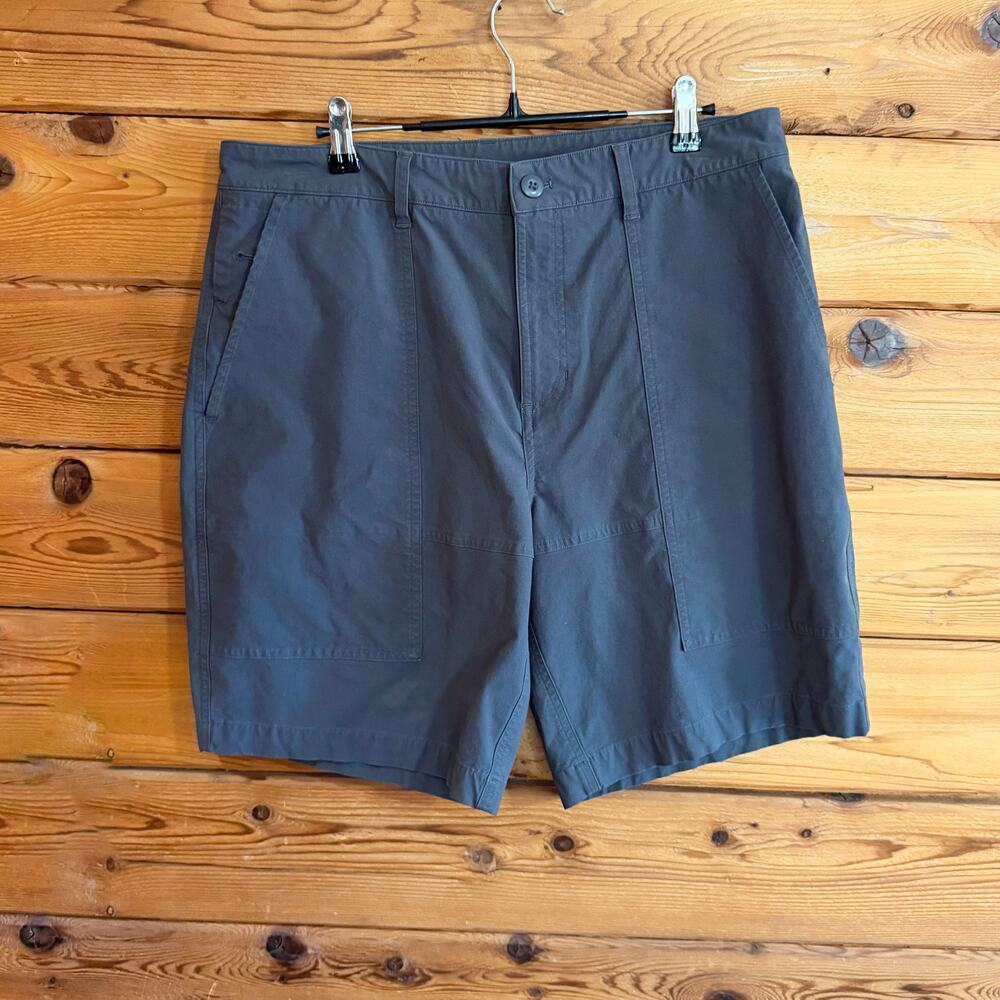 Vuori Performance Shorts Mens 33 Charcoal Grey Stretch Hiking